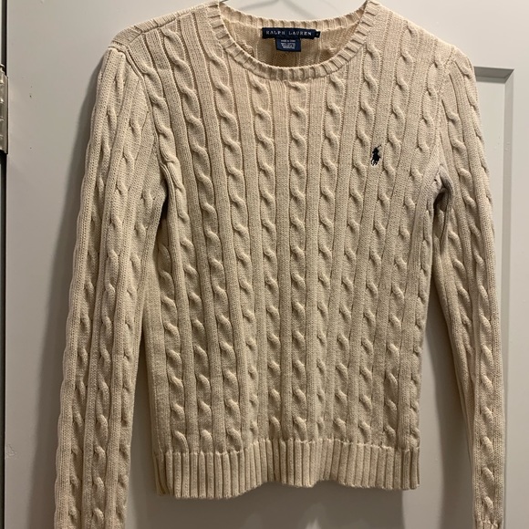 Ralph Lauren Sweaters - MAKE AN OFFER! Ralph Lauren cable knit crewneck